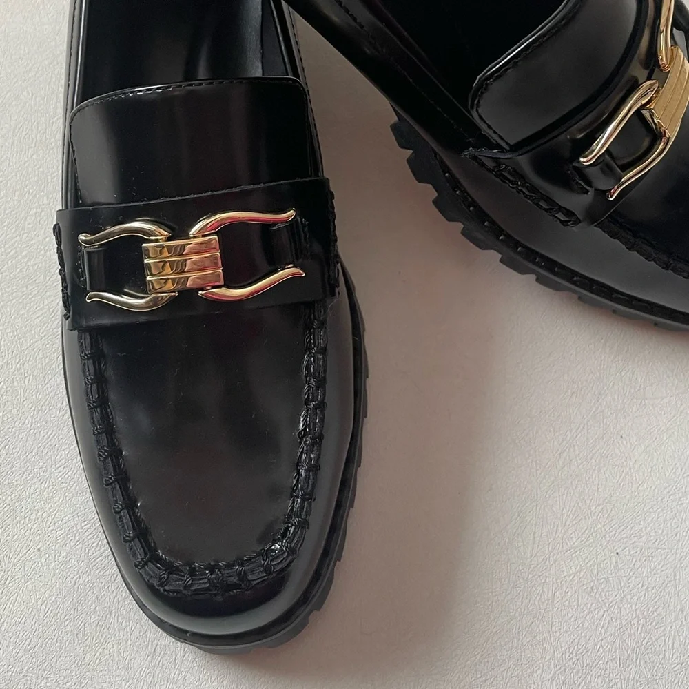 Talbots Gianna Chunky Black Leather Loafers with Gold Buckle Size 8M 2 inch Heel - Picture 5 of 7